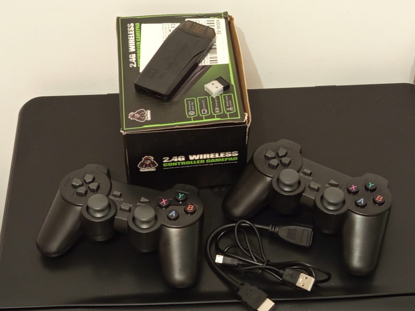 Konsola Retro 64G z 10 000 Grami + 2 Bezprzewodowe Kontrolery