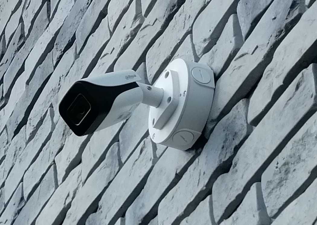 Montaż monitoringu - Instalacja kamer CCTV - Domofony
