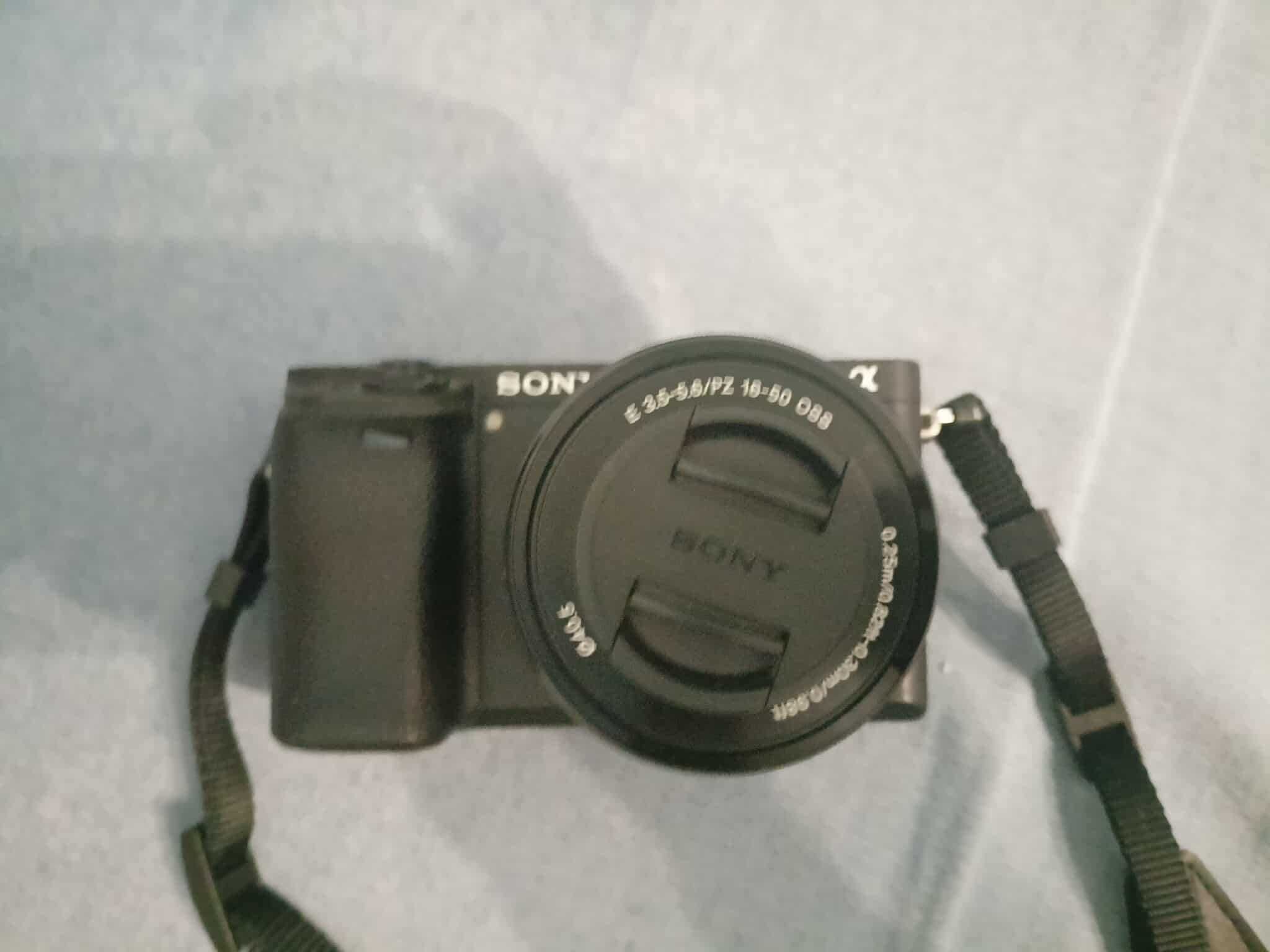Sony A6300 4K + OSS 16-50 3.5-5.6 + akcesoria