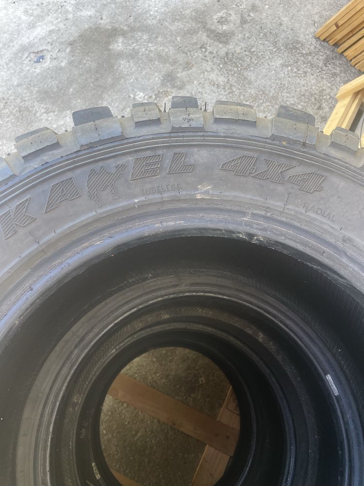 Pneus malatesta Kamel 255/65R17