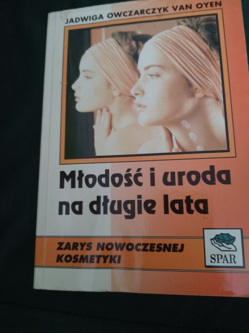 Młodość i uroda na długie lata książka