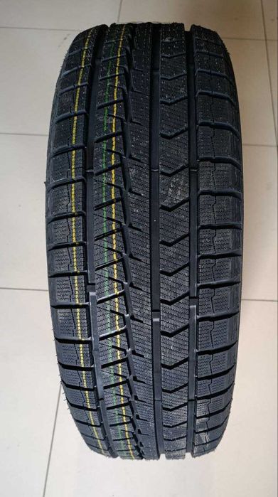 Нові шини 235/55R19 105H XL Sunfull Mont-Pro WP882
