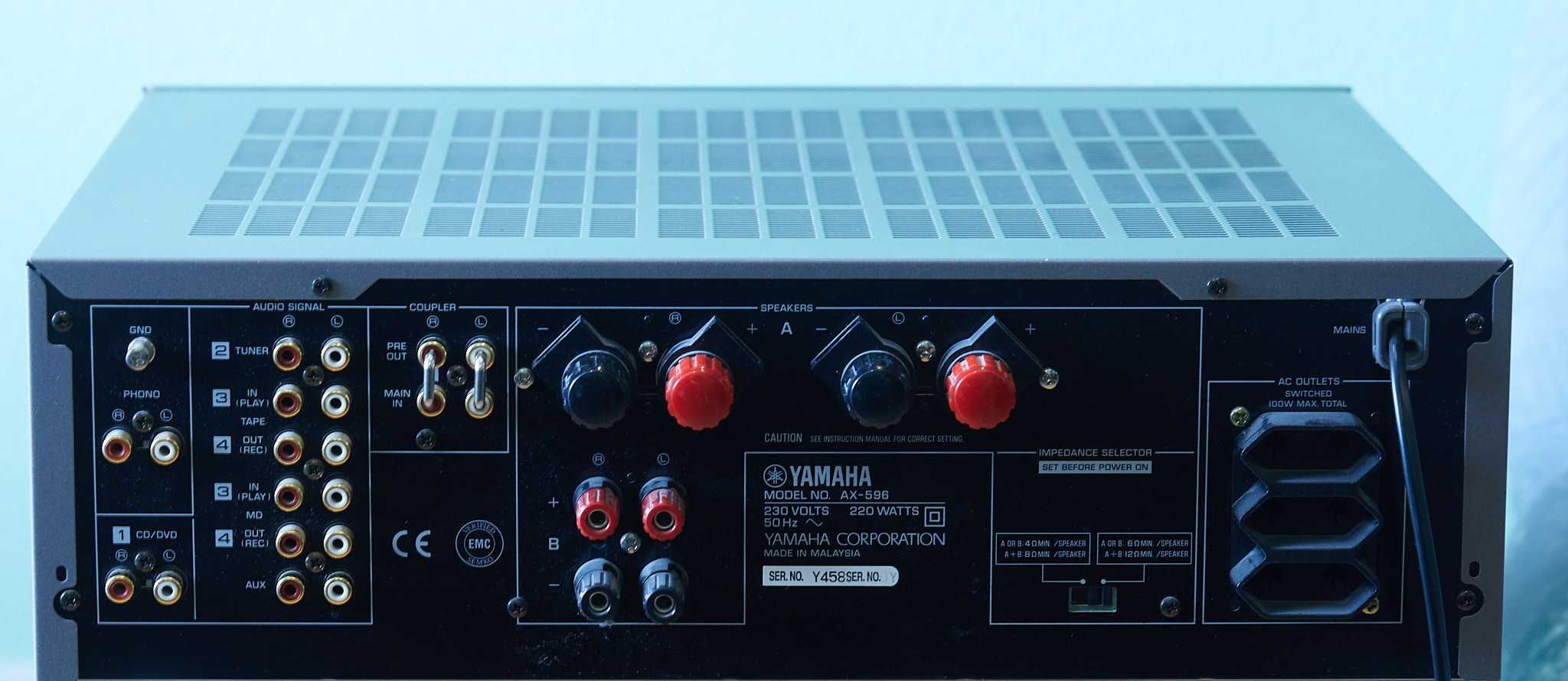Интегральный усилитель Yamaha AX-596