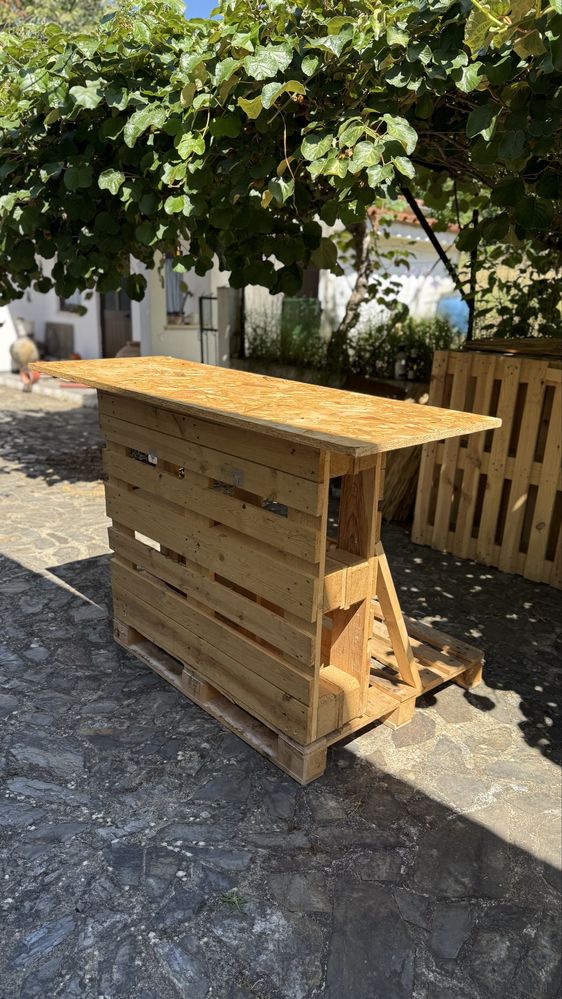 Bares de paletes