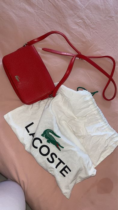 Mala vermelha da lacoste