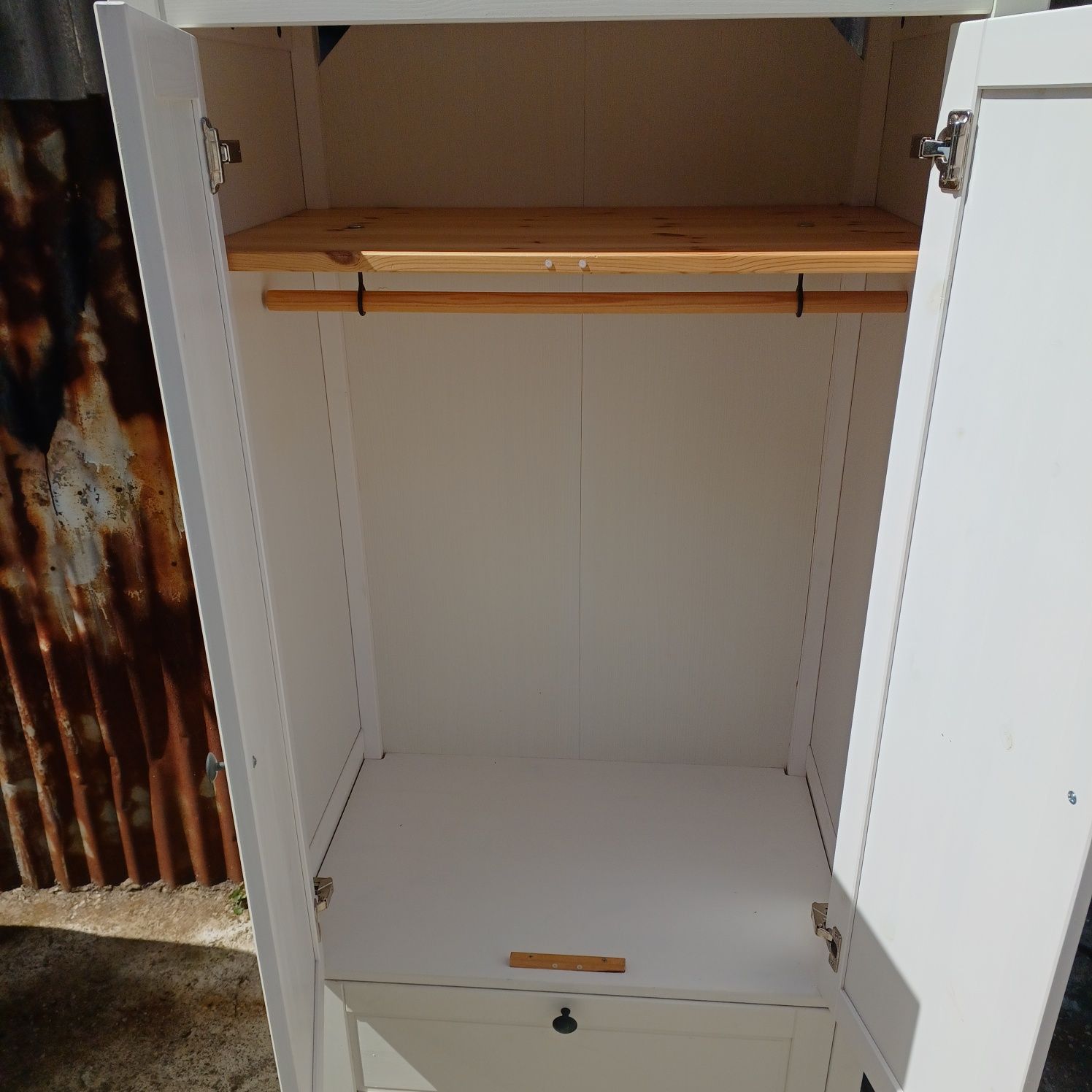 Roupeiro branco ikea