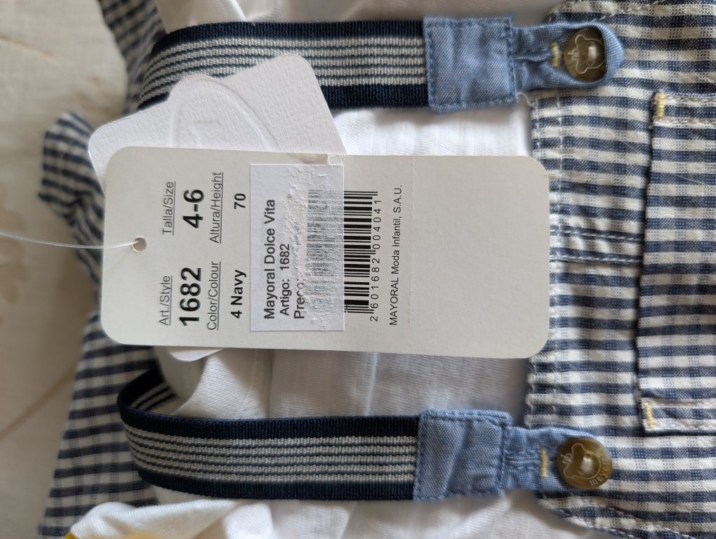 Roupa de bebé nova