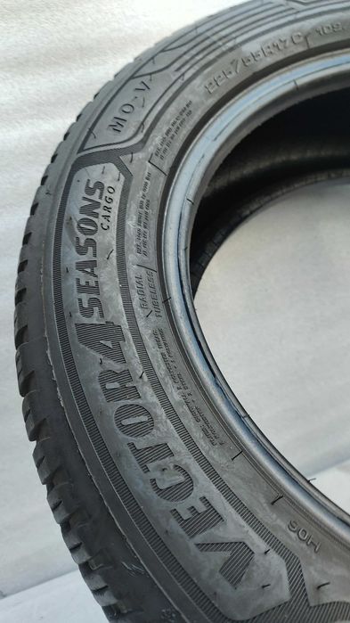 Opona Całoroczna 225/55/17C Goodyear 7mm 2022r