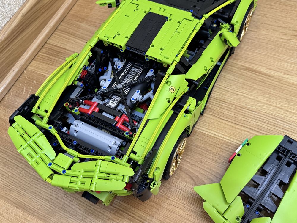 АКЦІЯ Lego Lamborghini sian