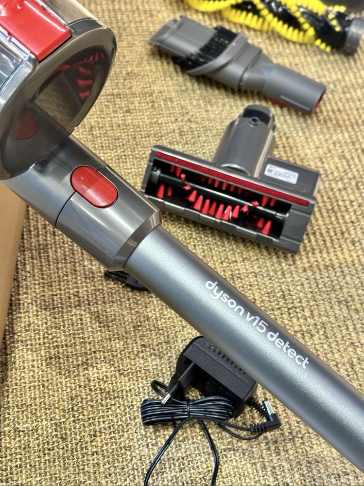 Пилосос Dyson V15 Detect Fluffy Vacuum 22