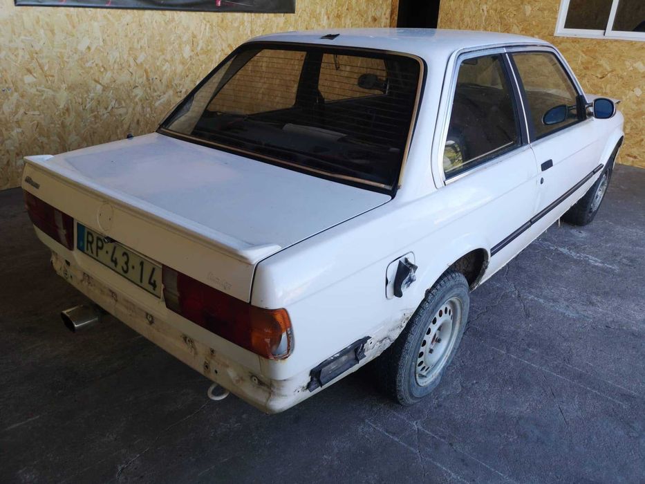 BMW E30 316 _ Para Peças