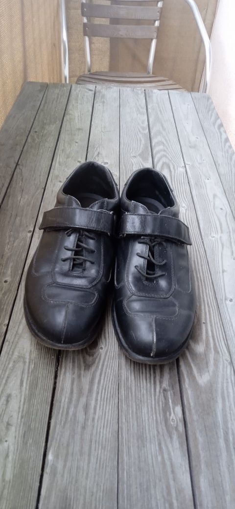 Damskie buty/mokasyny Prada