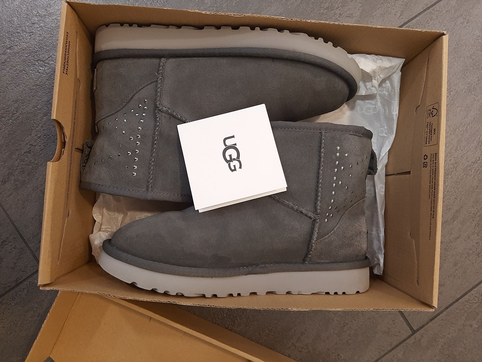 UGG оригінал 37р. Svarovski