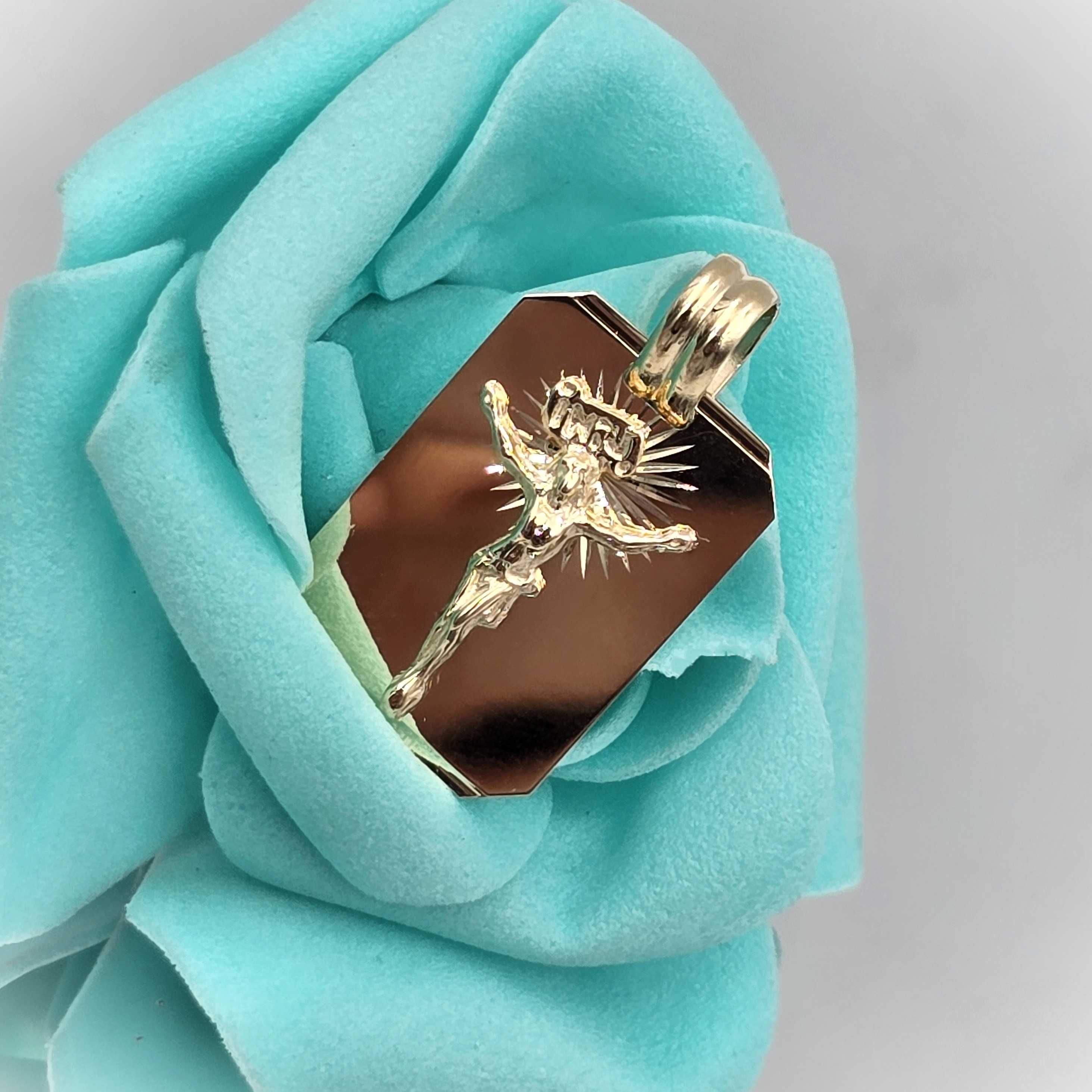 Złota Przywieszka Medalik Z Jezusem Próba 585 14K Długość 2,8cm NOWY