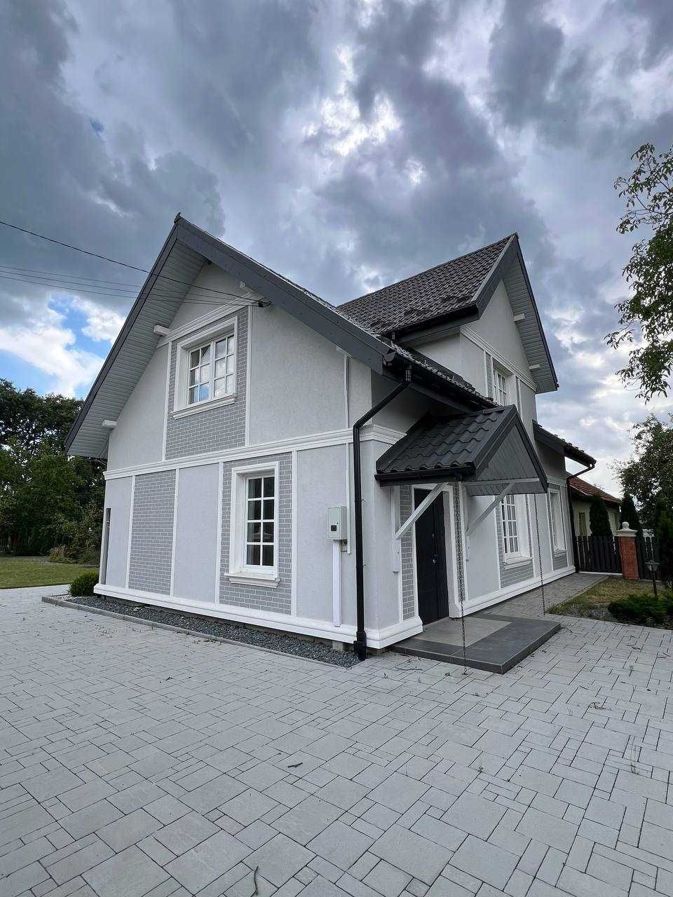 Продаж  будинку  м. Городок.