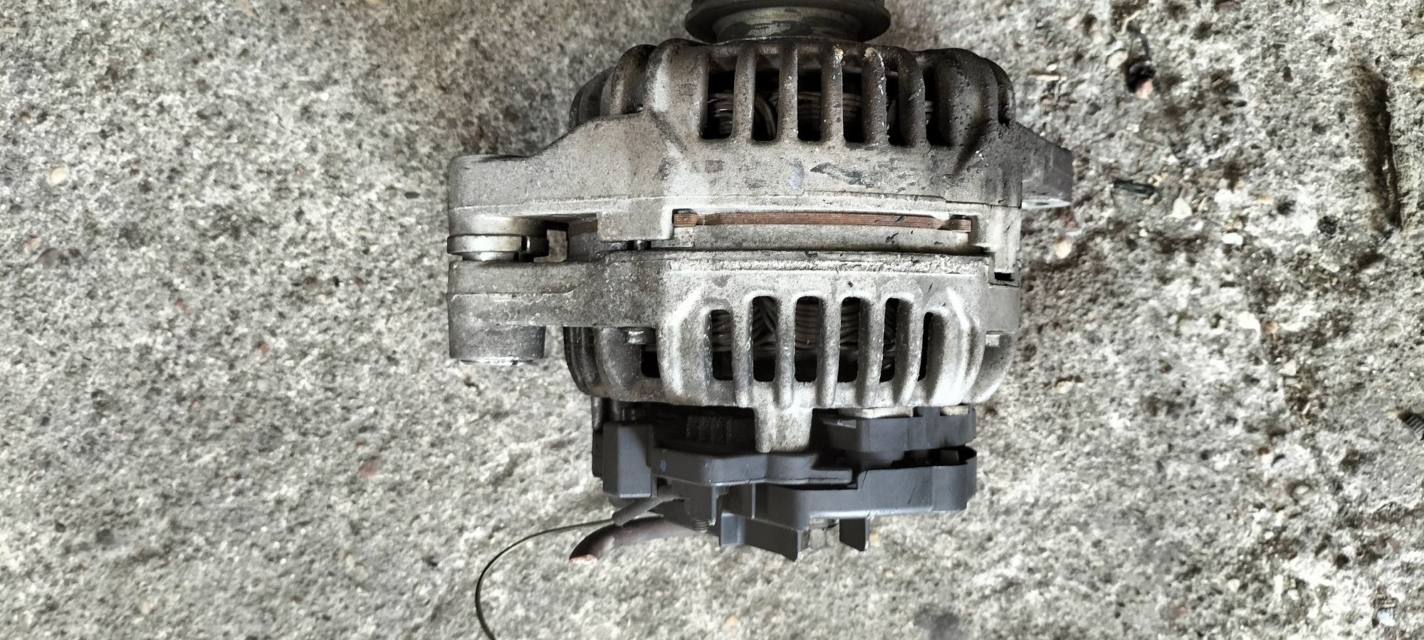 Alternator Vectra c signum 1.9 150km