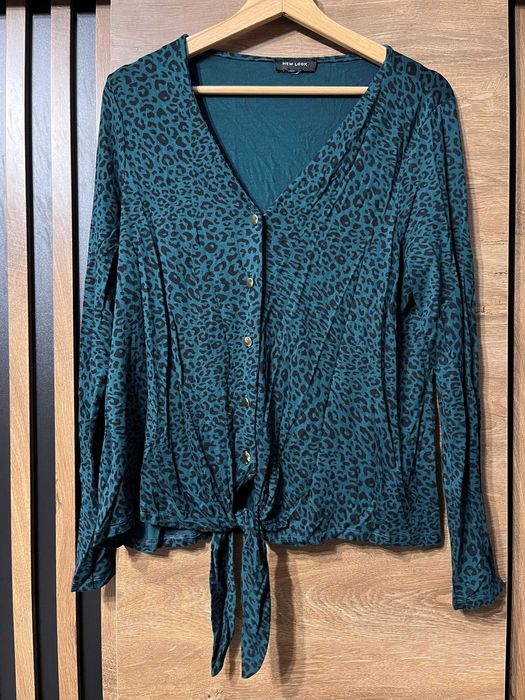 zielona koszulka koszula w panterkę