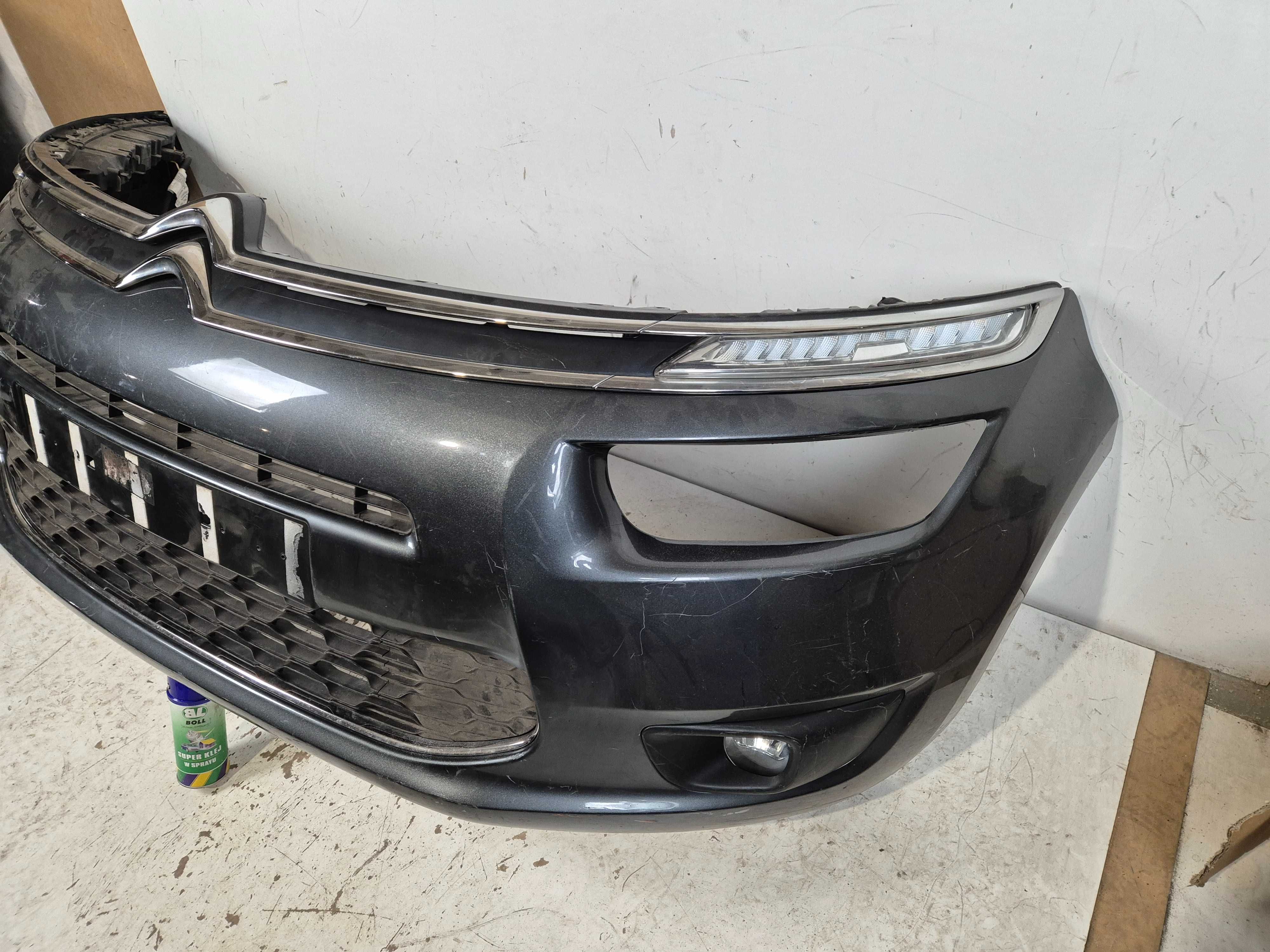 Citroen C4 Grand Picasso II zderzak przedni przód.
