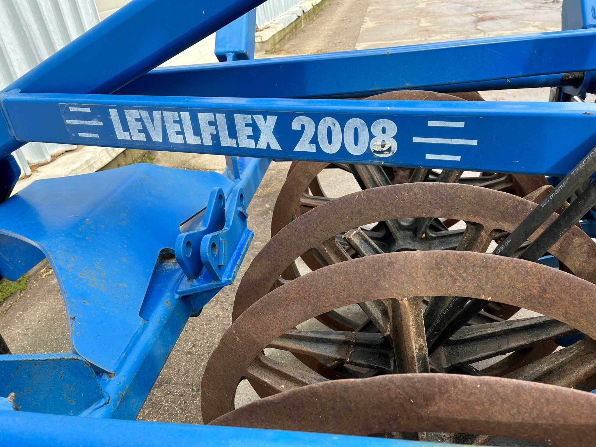 Przedni wał DAL-BO Levelflex 400-80 Campbell