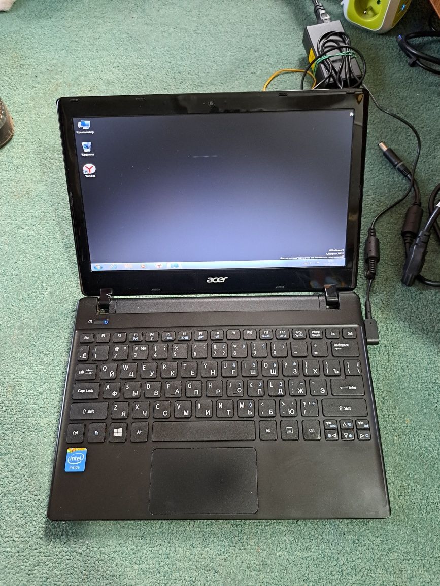 Acer B113 Ноутбук