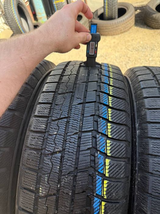 Шины БУ 225 60 R 17 Toyo Tranpath TX комплект зима
