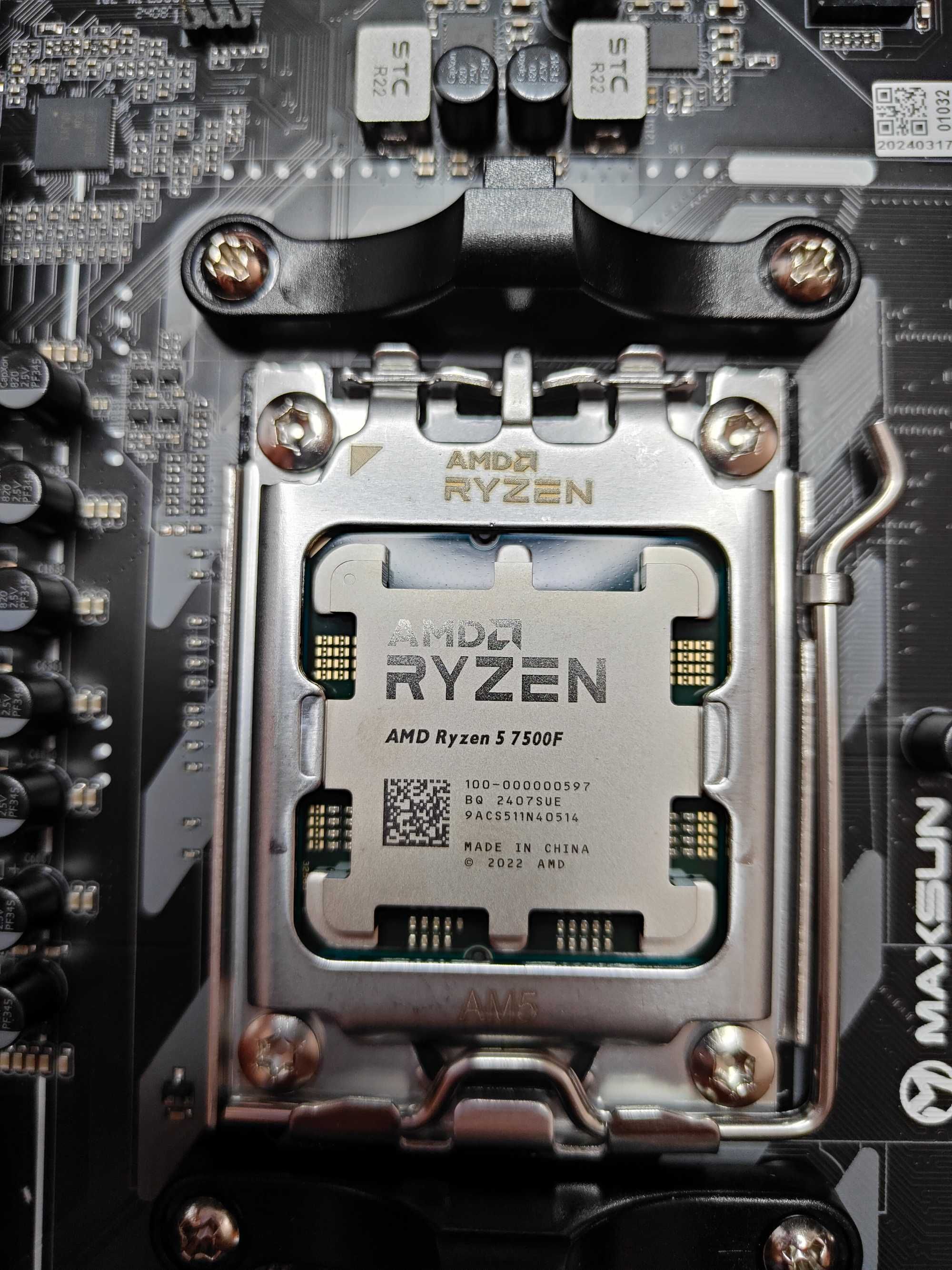 Новинка!!! Комплект на АМ5 B650m WIFI Ryzen 5 7500F DDR5 32GB M2 1 TB