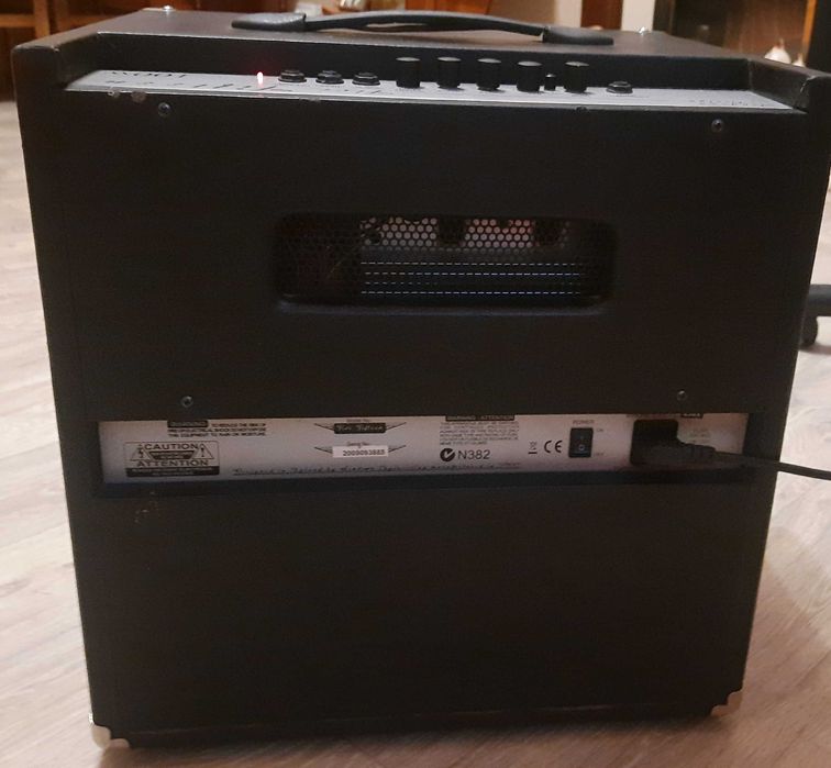 Басовий Комбопідсилювач ASHDOWN AA-515, 100w