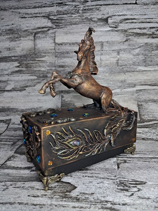 Скринька- Шкатулка Кінь