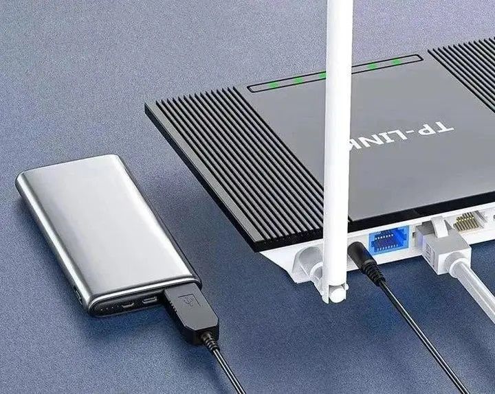 Кабель для живлення роутерів на 9 та 12В , підвищувач напруги