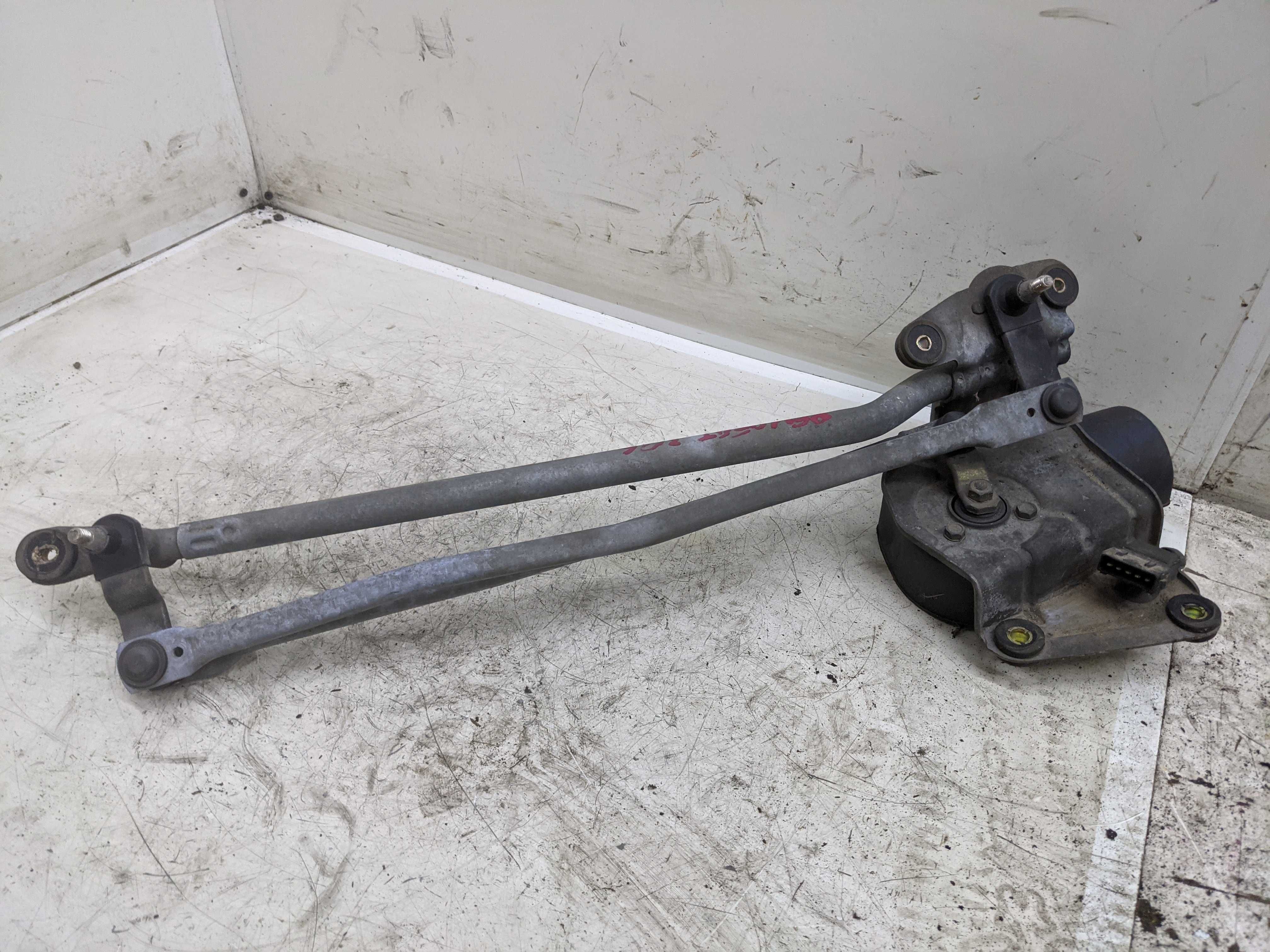 Peugeot 306 Mechanizm Silniczek Wycieraczek Przód Przedni