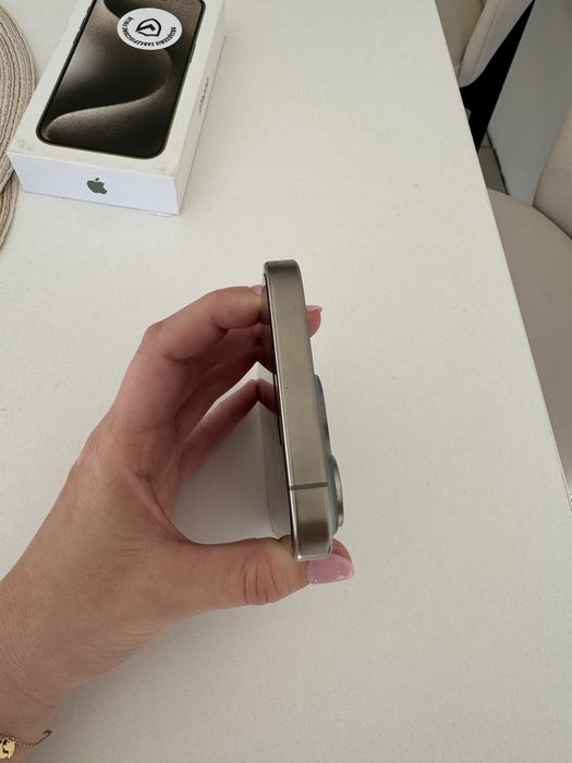 Iphone 15 pro 128 gb natural titanium