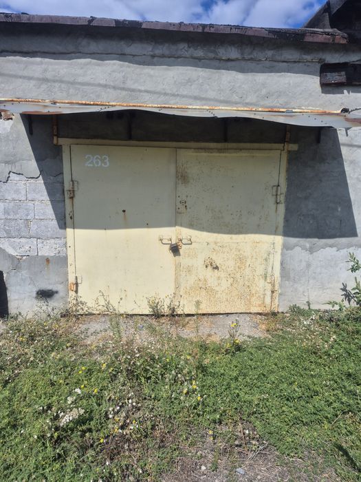 Продам гараж кооператив Авіатор  по вулиці Військбуд
