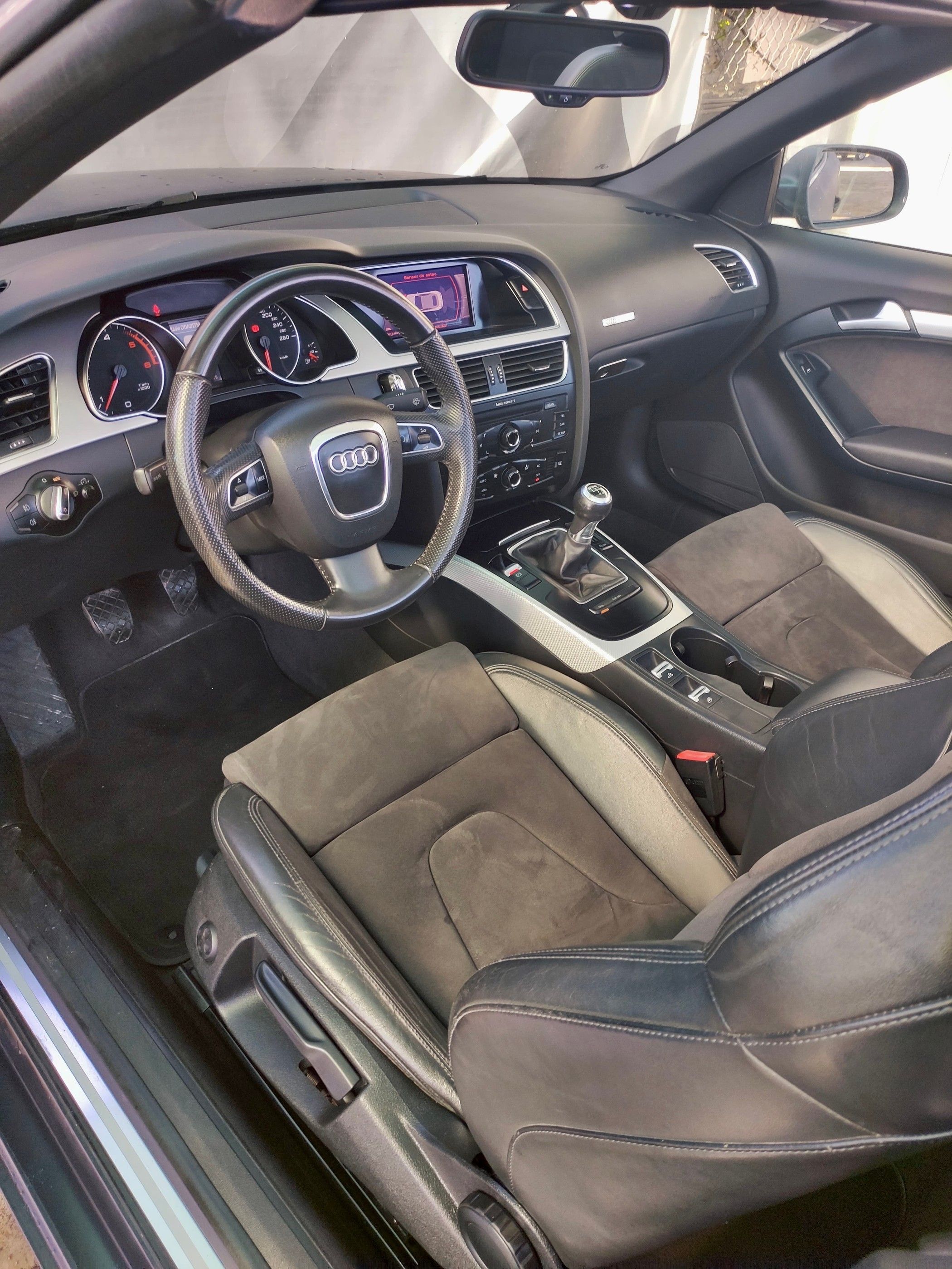 Audi A5 Cabrio 2.0 TDi S-line