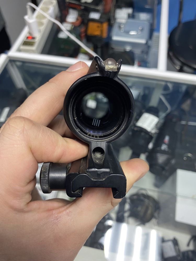 Коліматорний приціл Trijicon Acog 4x32