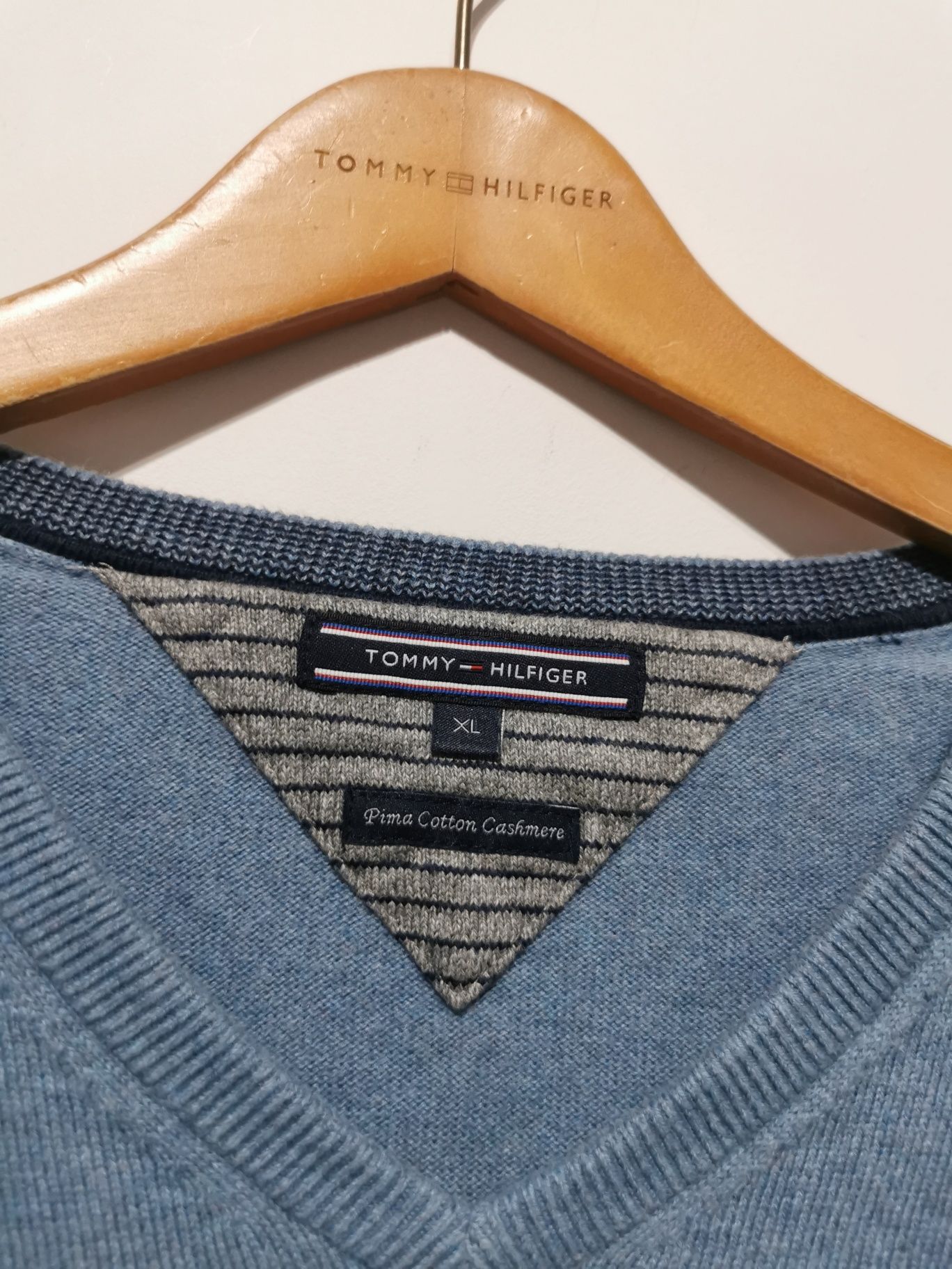 Tommy Hilfiger sweter w serek męski logowany kaszmir XL