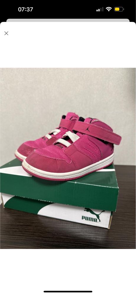 Кросівки puma для дівчинки 27 розмір/ яскраві рожеві кеди пума