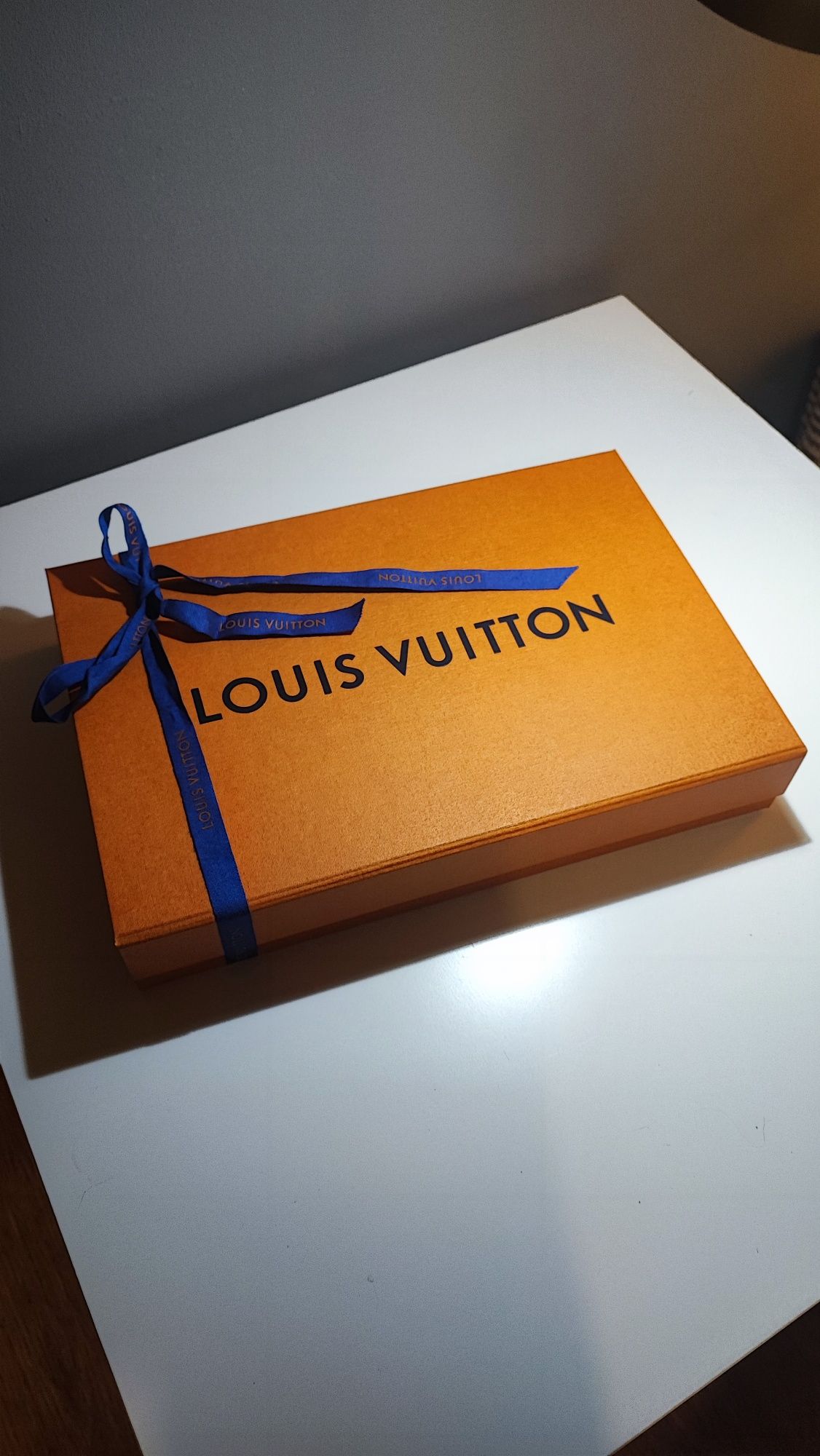 Pudełko prezentowe Louis Vuitton Karton na magnes