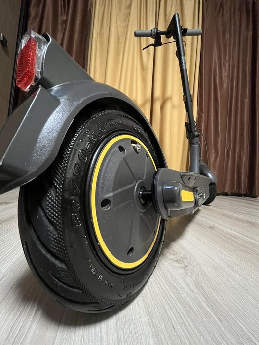 Електросамокат Segway-Ninebot MAX G30E II