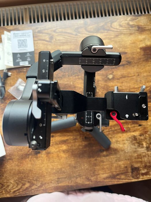 Стабилизатор Dji RS3 mini