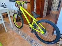 Bicicleta street jump NS