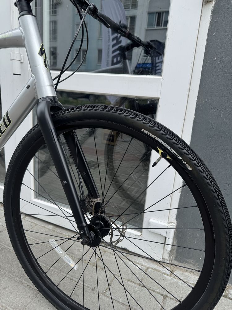 Specialized sirrus x гібрид велосипед