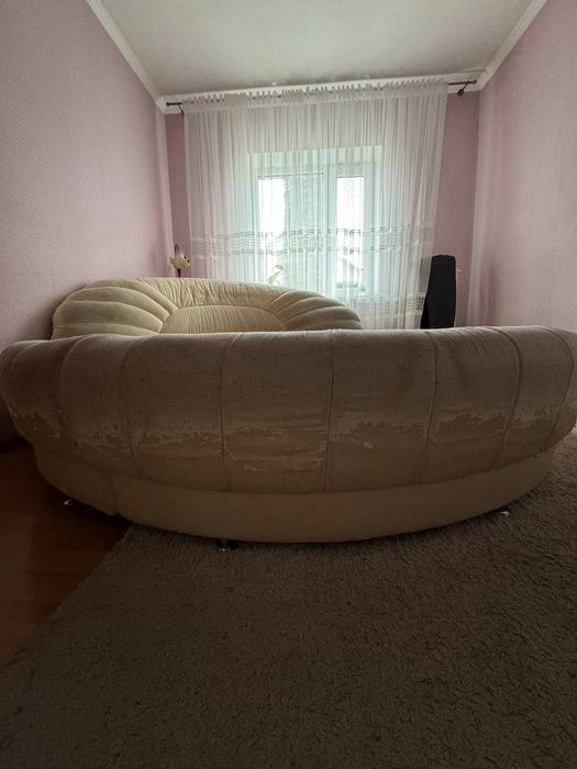 Двоспальне ліжко