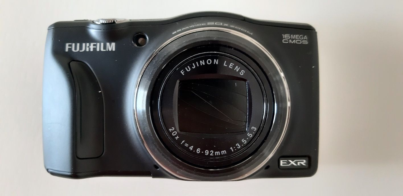 Цифрова фотокамера Fujifilm F770exr
