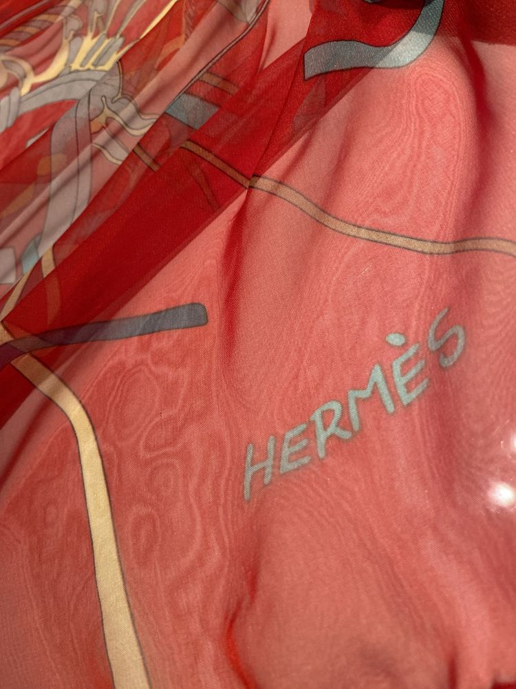 Apaszka jedwabna firmy Hermes