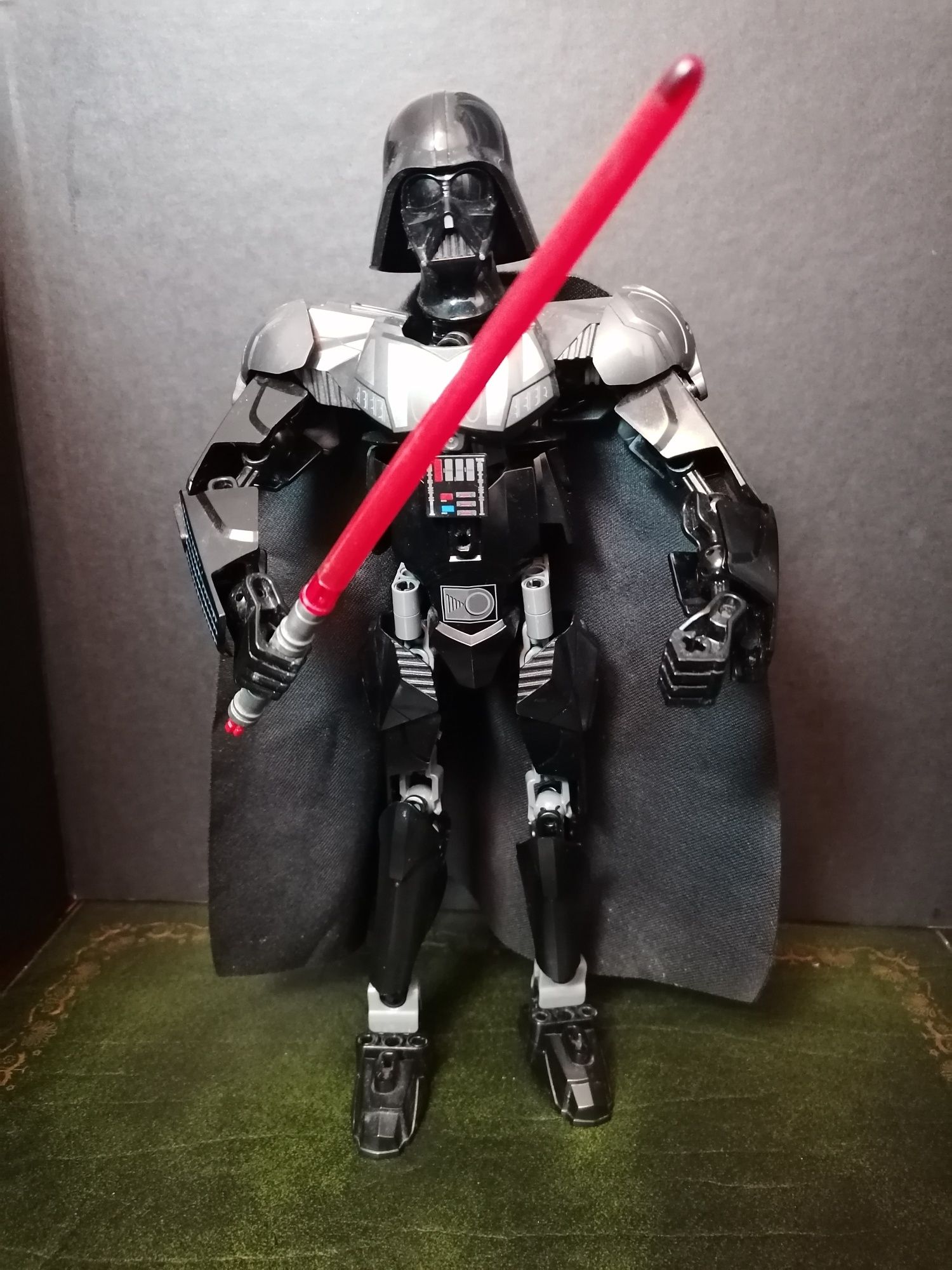 Figura boneco da personagem Darth Vader da Star Wars, Lego