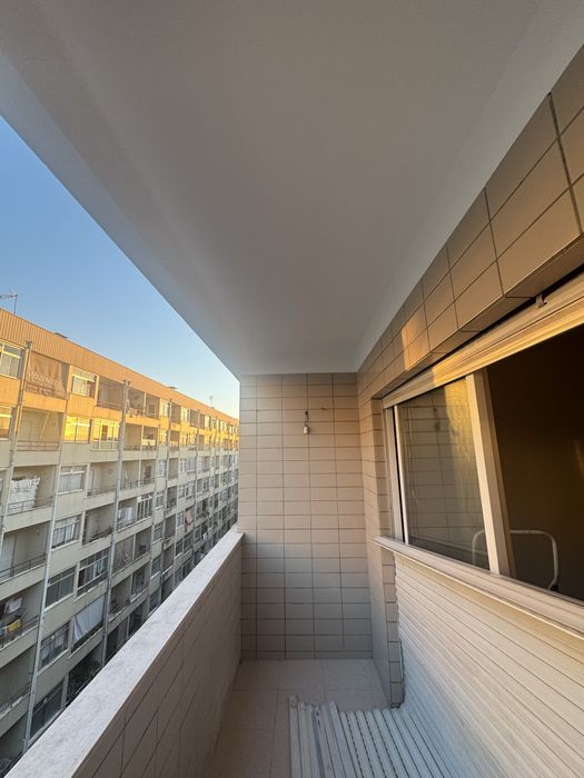 Arrenda-se apartamento t1