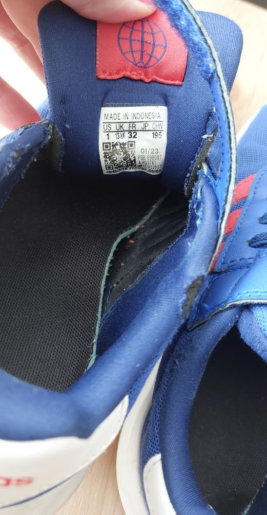 Buty sportowe siateczka roz 32 rzepy Adidas