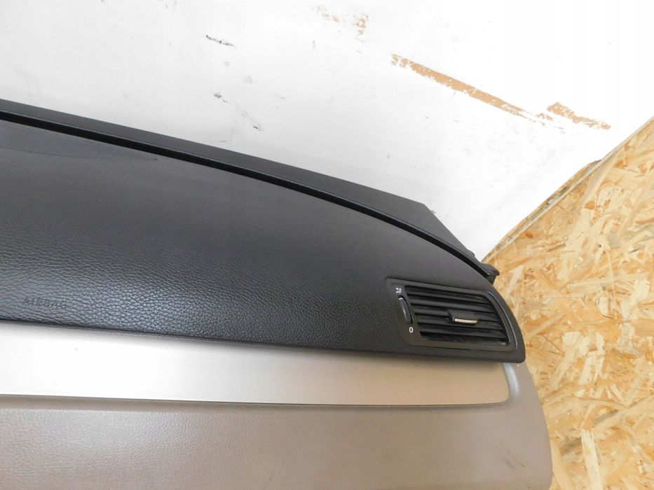 deska rozdzielcza airbag napinacze vw passat b6