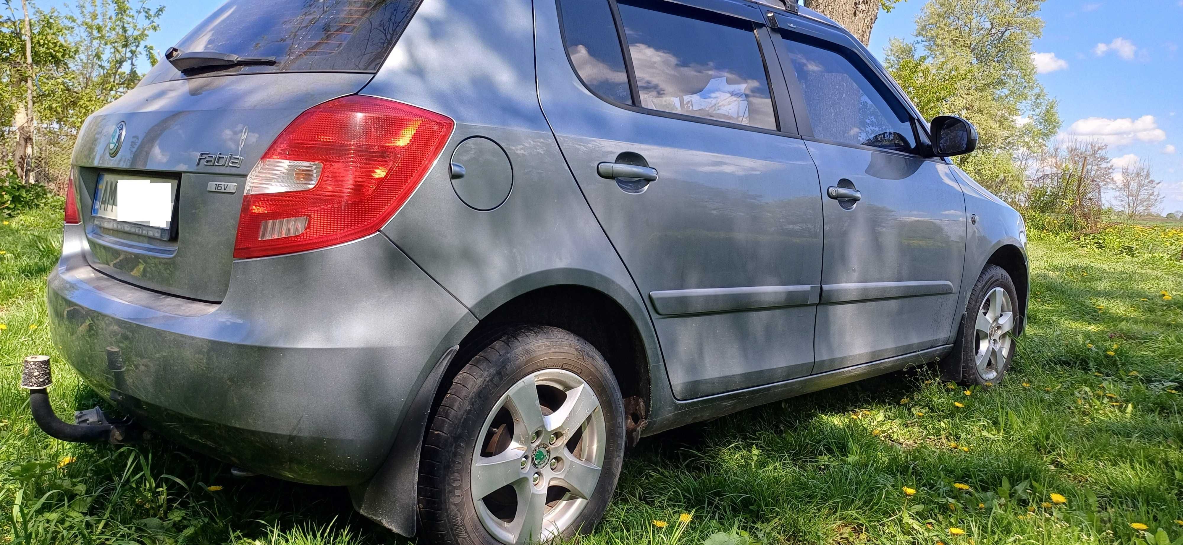 Skoda Fabia FL 2012