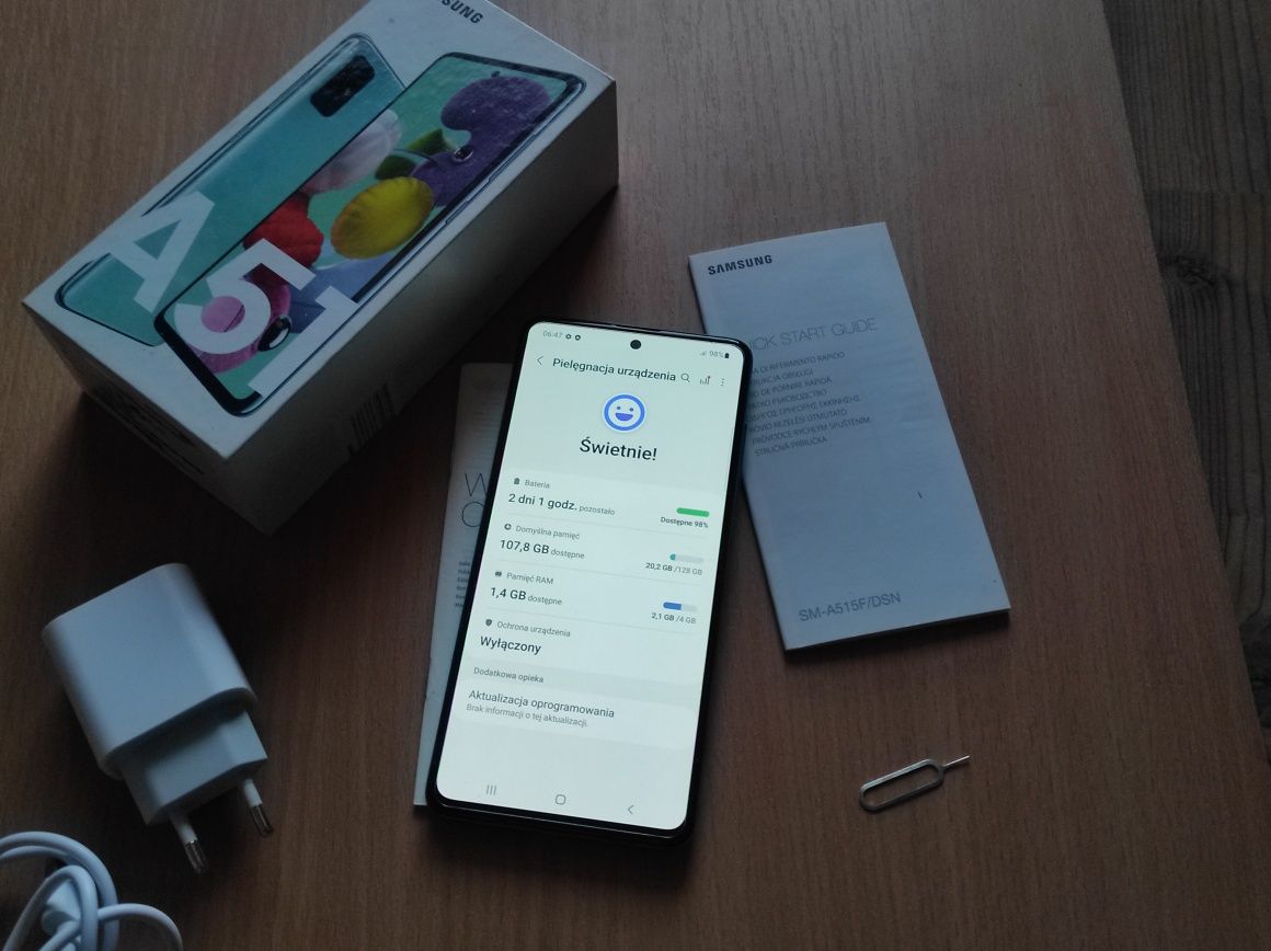 Samsung A51 128GB ROMu, 4GB RAM, prosty i solidny